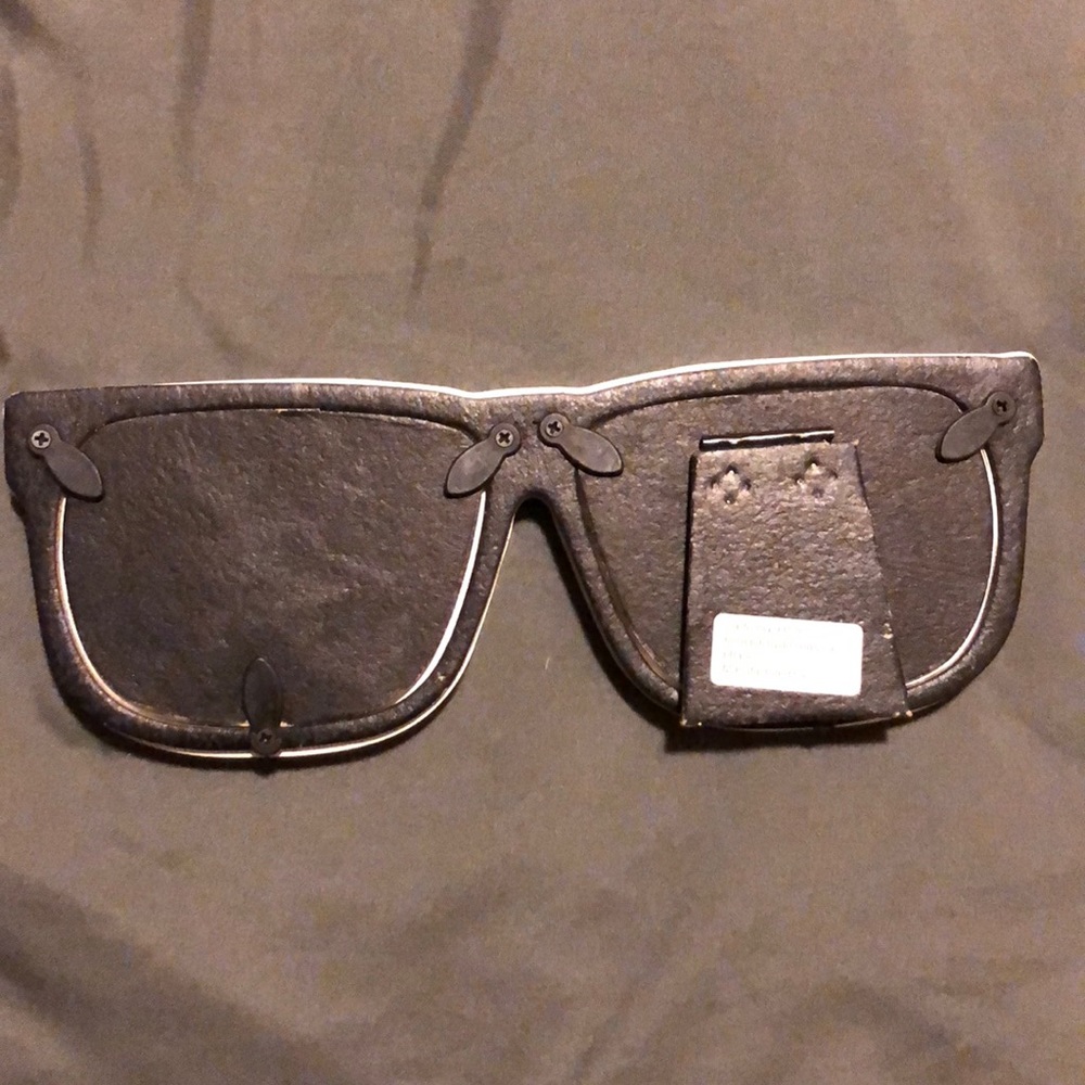 Picture frame - Picture 2 of 2